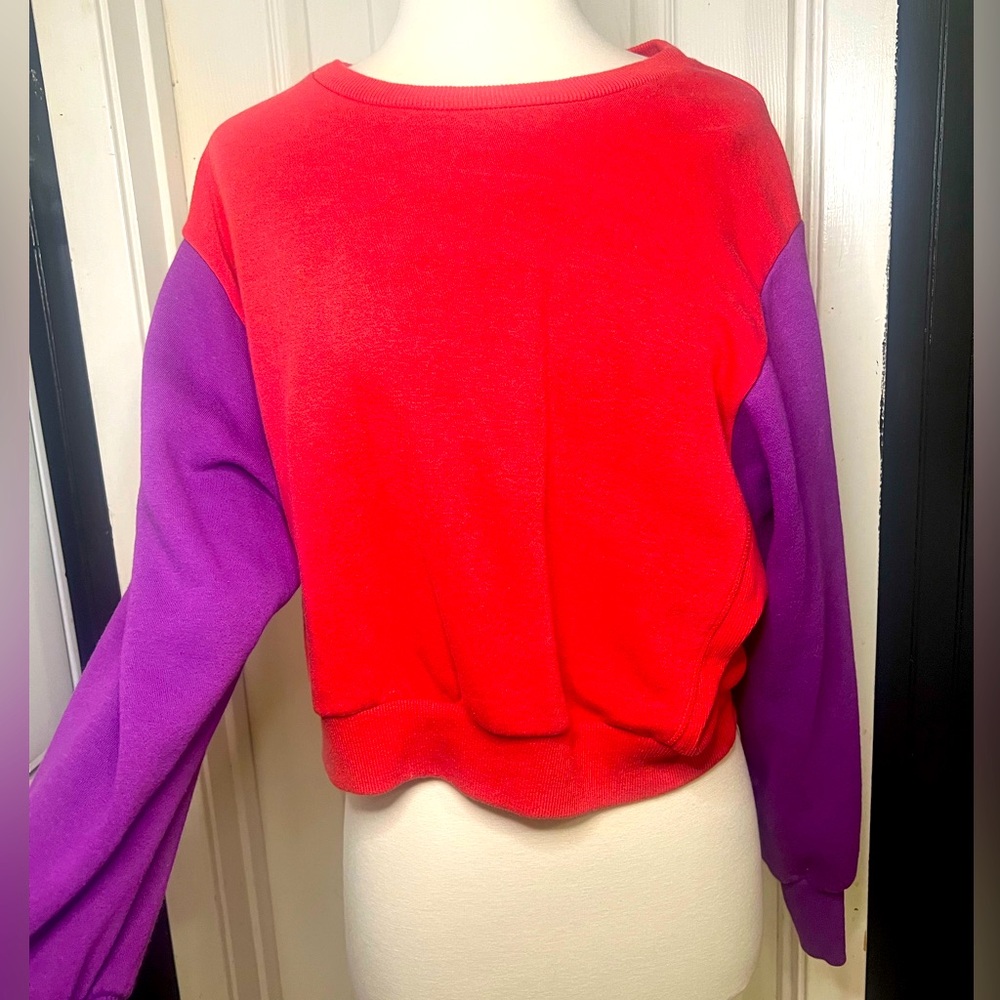Crop Sweatshirt